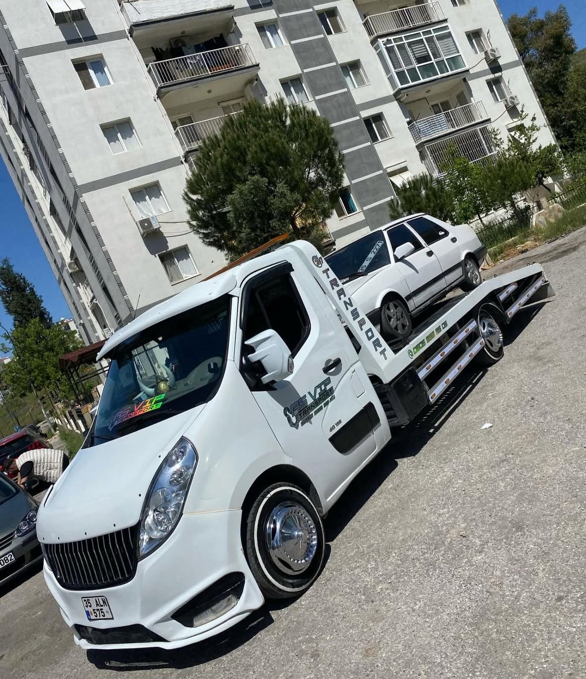 Bayraklı Yol Yardım